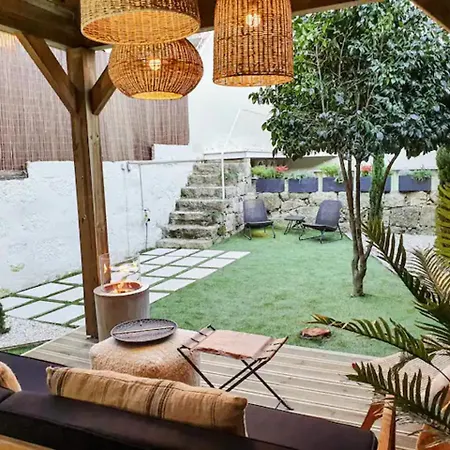 Апартаменты Unique With A Gorgeous Garden Порту