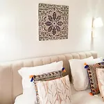 Unique With A Gorgeous Garden Apartmán Porto