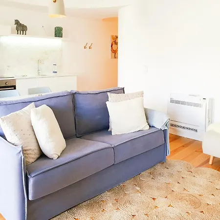 Unique With A Gorgeous Garden Apartamento