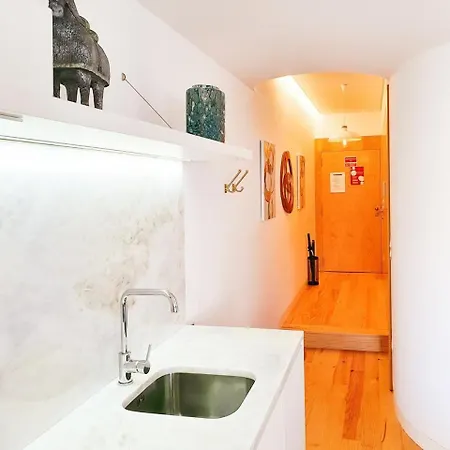 Apartment Unique With A Gorgeous Garden *
