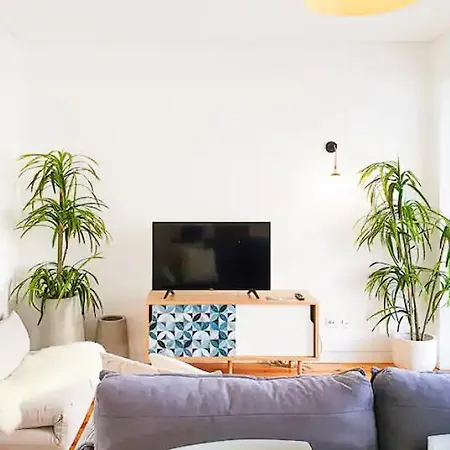 Unique With A Gorgeous Garden Appartement