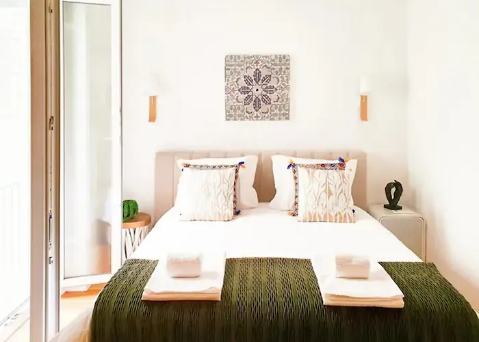 Unique With A Gorgeous Garden